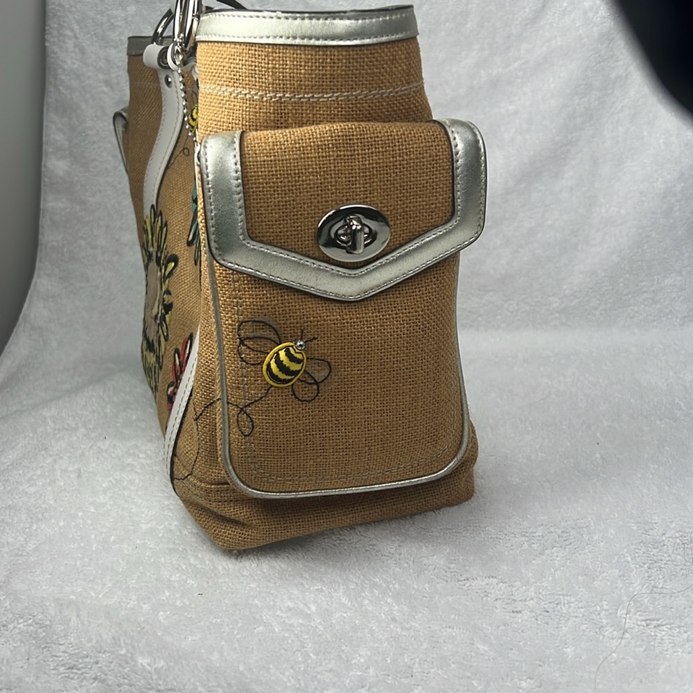 Coach 2005 Vintage Tan Floral Embroidered Tote - Picture 2 of 14